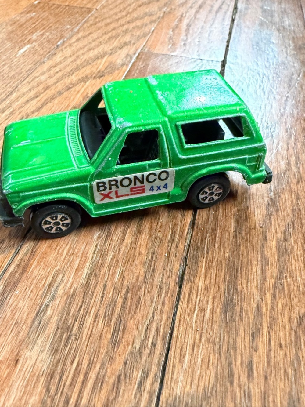 Ford Green Bronco XL 4x4 Toy Truck